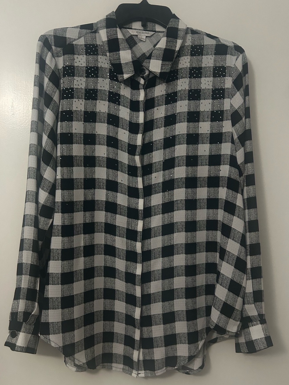 Erin London black and white plaid button-down blouse